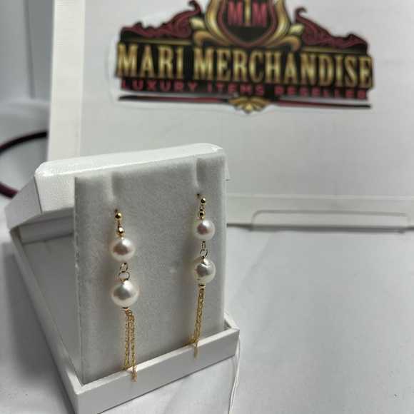 Akoya Pearl Dangling Earrings in 18 K Gold. - Picture 2 of 6